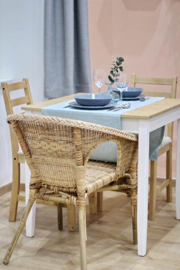 Lovely&Modern Downtown Apartment With Free Parking Boedapest Buitenkant foto