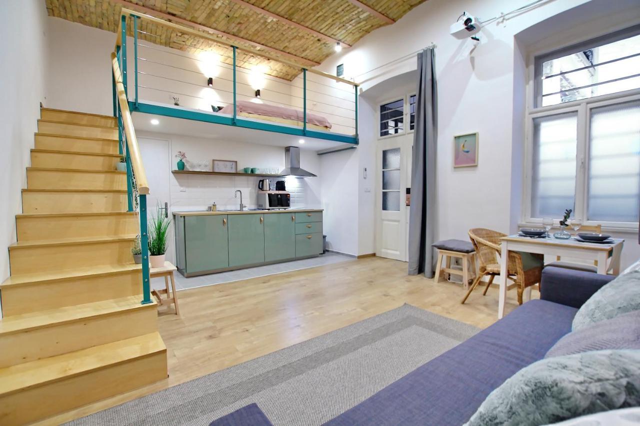 Lovely&Modern Downtown Apartment With Free Parking Boedapest Buitenkant foto